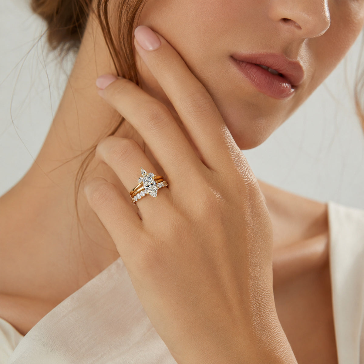 Modern Design Marquise Cut Lab Grown Diamond Center Stone Bridal Set With Curved Band #MCBSL0006