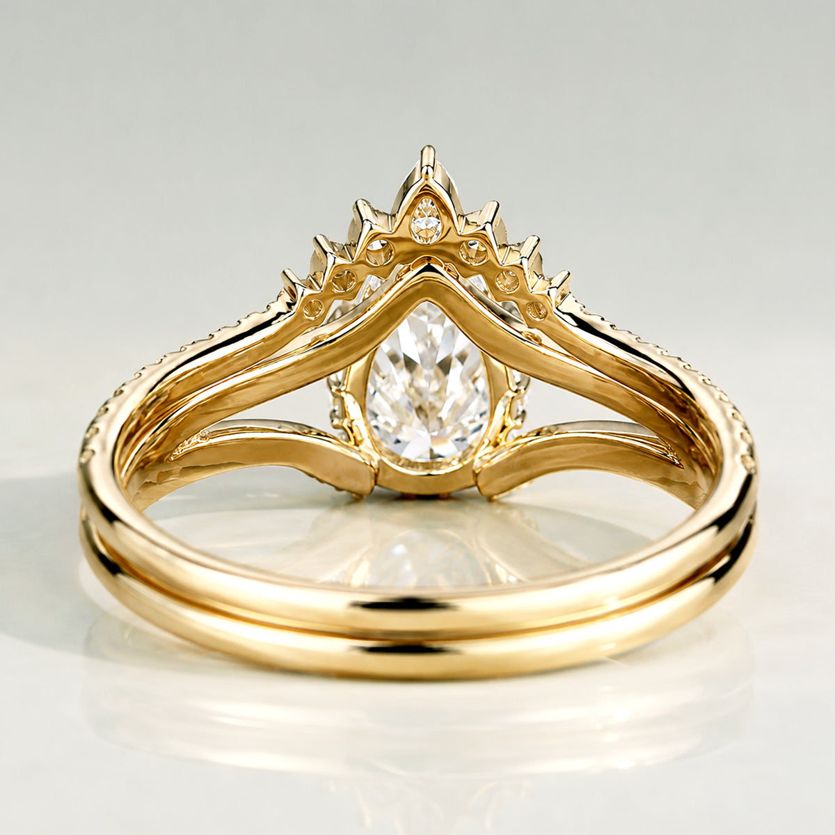 Modern Design Pear Cut Lab Grown Diamond Center Stone Split Shank Bridal Set With Curved Band #MCBSL0019